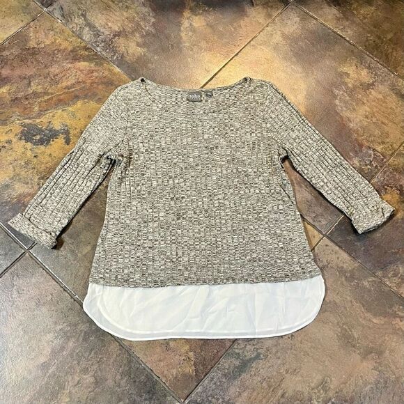 Soho Jeans New York & Company Large Grey Sweater White Bottom - Picture 3 of 9